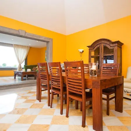 Capricho Villa